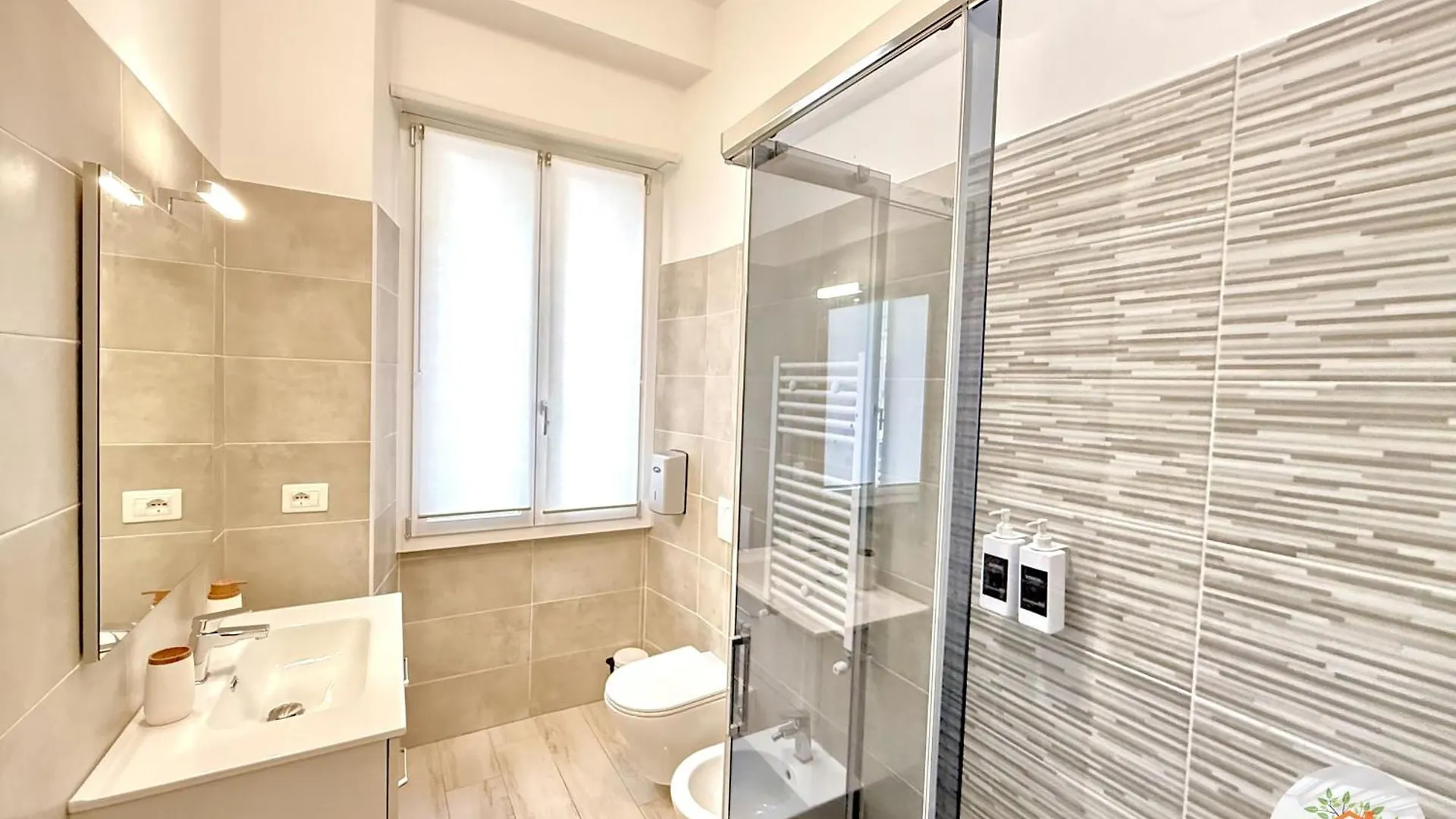 Apartment Re Di Roma - Colosseo House